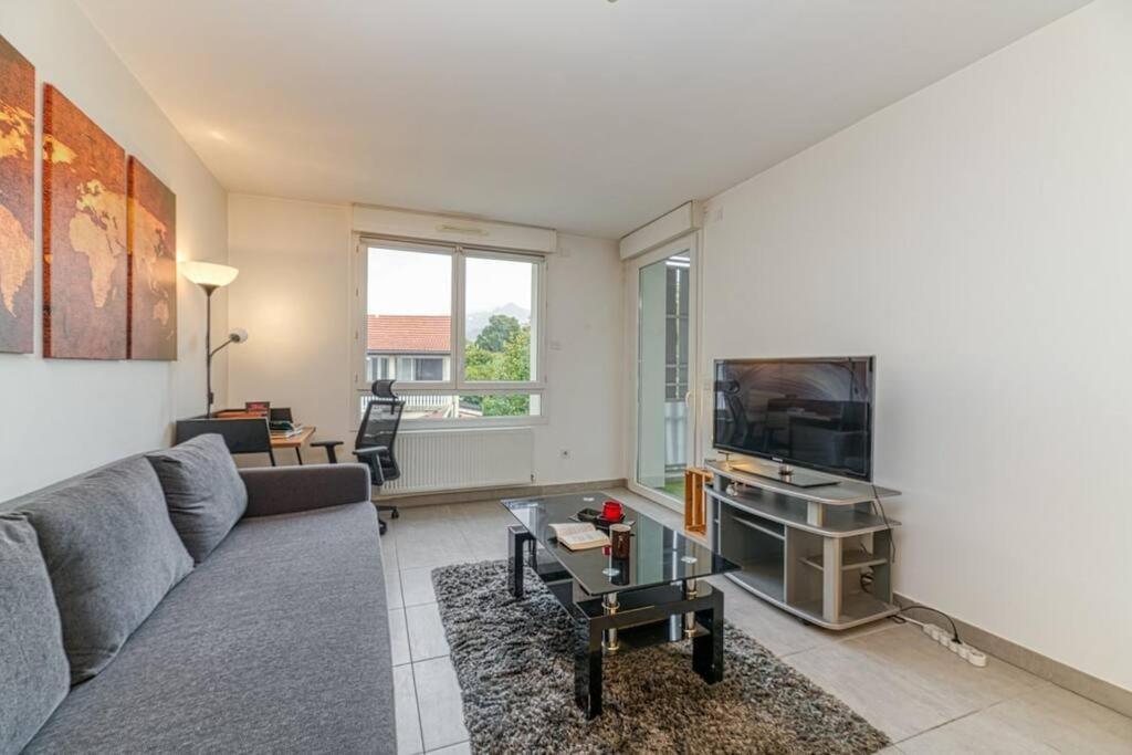 Bel Appartement-Garage Prive-Balcon-Wifi Fibre Rhut Exterior foto